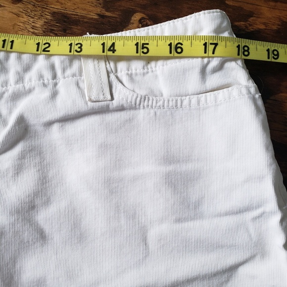 Lei skirt - Picture 3 of 6